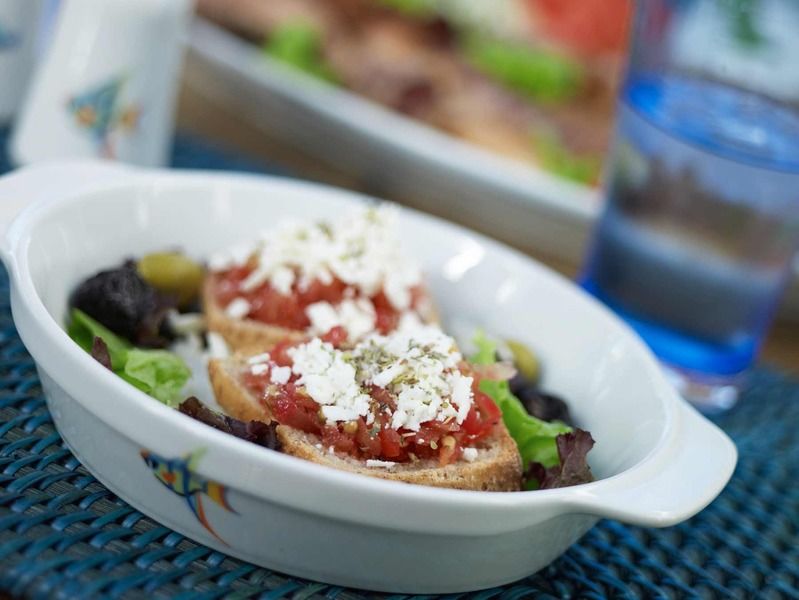 มิตซิส ลากูนา รีสอร์ต แอนด์ สปา Hotel แอร์ซอนิสซอส ภายนอก รูปภาพ A Greek salad