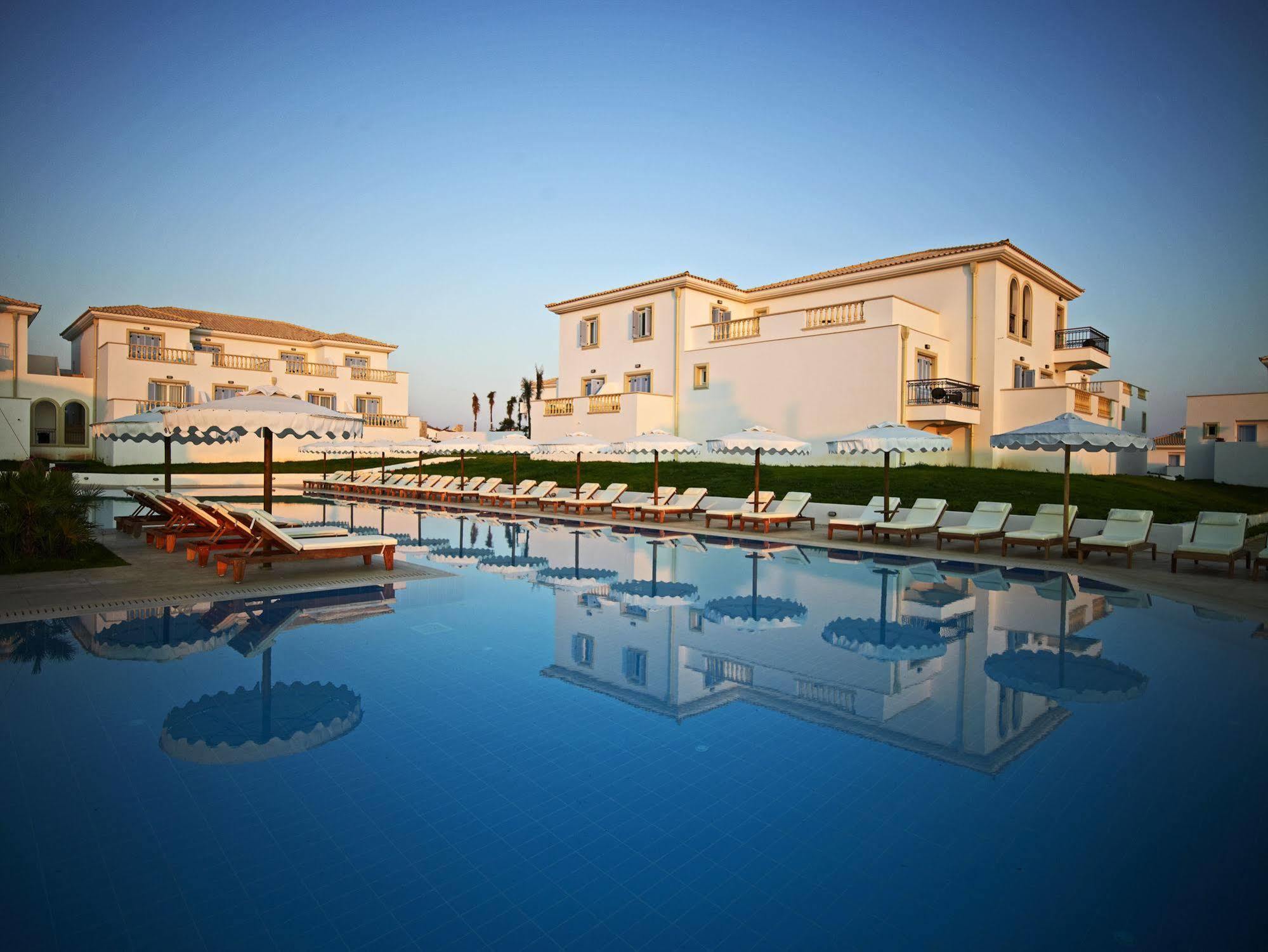 มิตซิส ลากูนา รีสอร์ต แอนด์ สปา Hotel แอร์ซอนิสซอส ภายนอก รูปภาพ The Westin Resort & Villas, Naos Beach